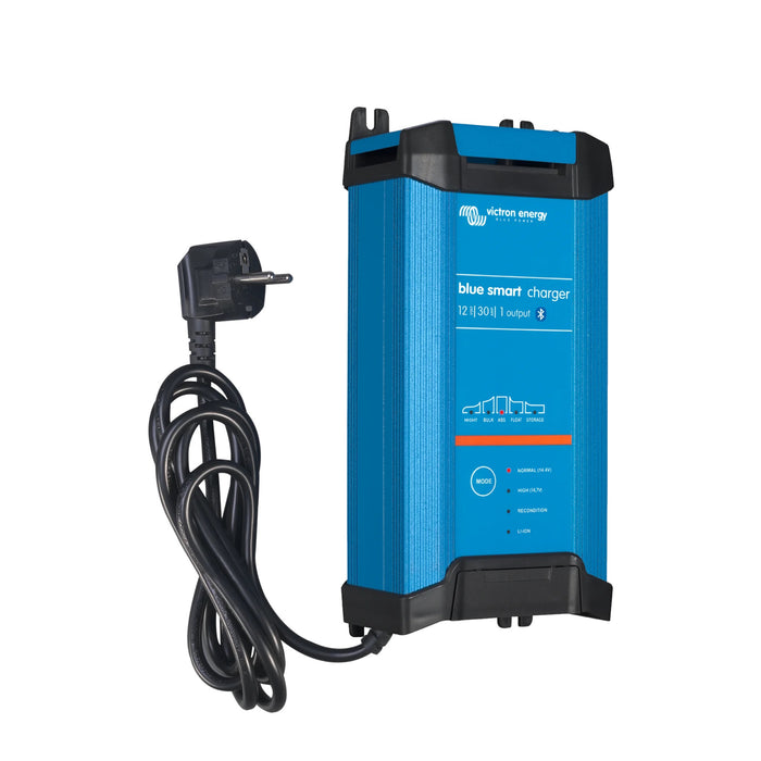 Victron Energy Blue Smart IP22 Laddare, 12V 30A-1 med Bluetooth